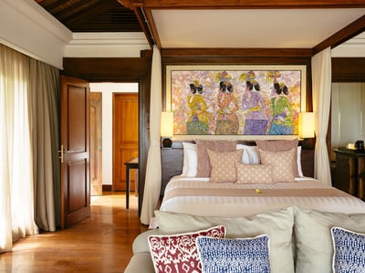 Luxury Villa Photo #18