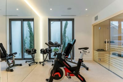 Luxury Villa Photo #17