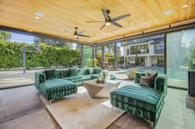 Luxury Villa Photo #13