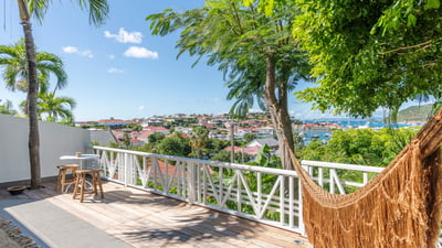 Outdoor Lounge