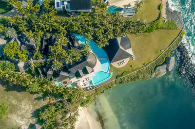 Luxury Villa Photo #2
