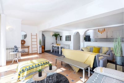 Luxury Villa Photo #17
