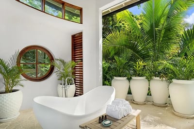 Luxury Villa Photo #27