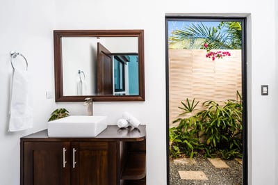 Luxury Villa Photo #26