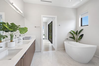 Luxury Villa Photo #39
