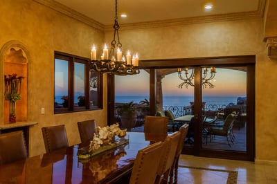 Luxury Villa Photo #28