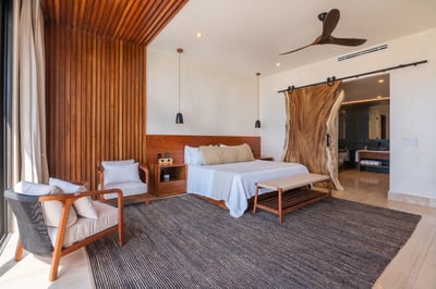 Luxury Villa Photo #63
