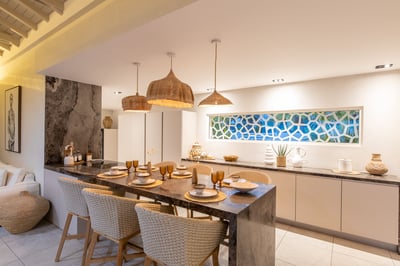 Luxury Villa Photo #13