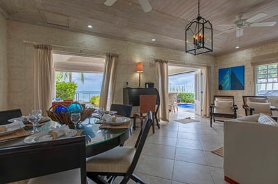 Luxury Villa Photo #10