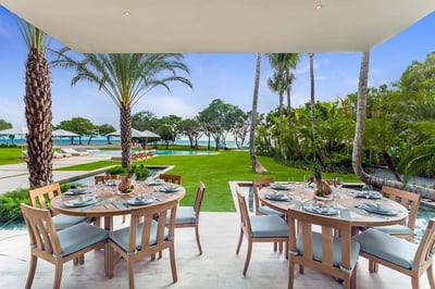 Luxury Villa Photo #12