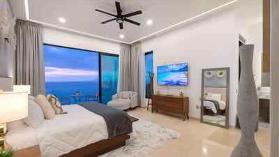 Luxury Villa Photo #34