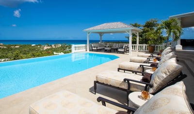 Luxury Villa Photo #6