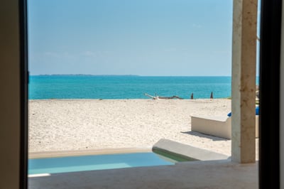 Luxury Villa Photo #14
