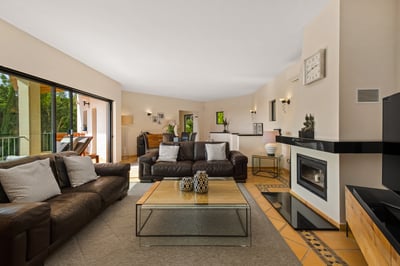 Luxury Villa Photo #12