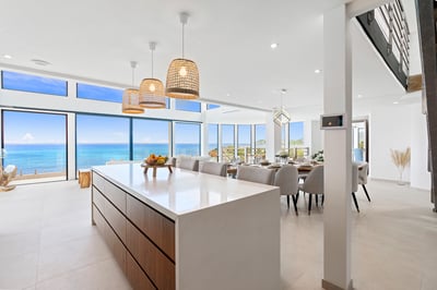Luxury Villa Photo #24