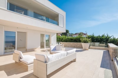 Luxury Villa Photo #8