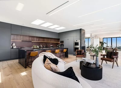 Luxury Villa Photo #14