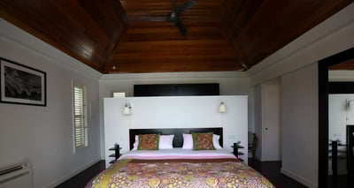 Luxury Villa Photo #13