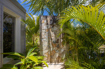 Luxury Villa Photo #38