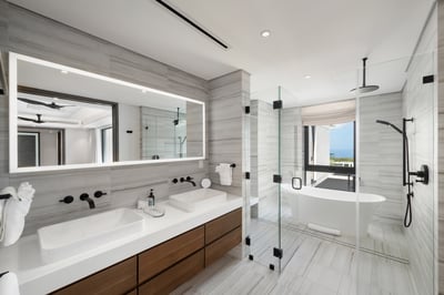Luxury Villa Photo #15
