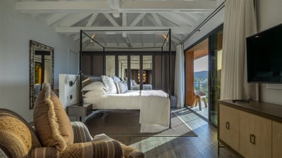Luxury Villa Photo #51