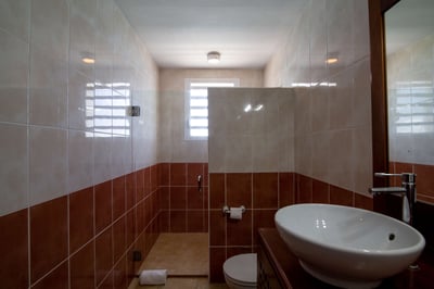Luxury Villa Photo #16