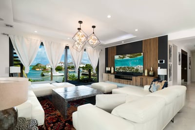 Luxury Villa Photo #34