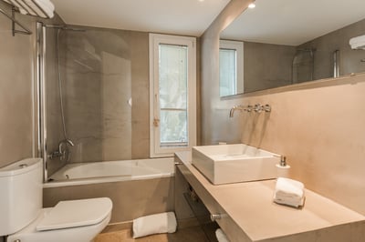Luxury Villa Photo #36
