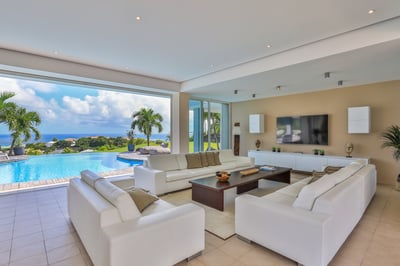 Luxury Villa Photo #14