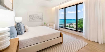 Luxury Villa Photo #15