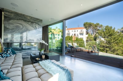 Luxury Villa Photo #26