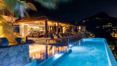 Luxury Villa Photo #16