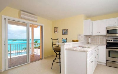 Luxury Villa Photo #6