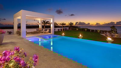 Luxury Villa Photo #10