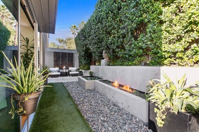 Luxury Villa Photo #3