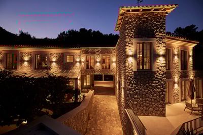 Luxury Villa Photo #6