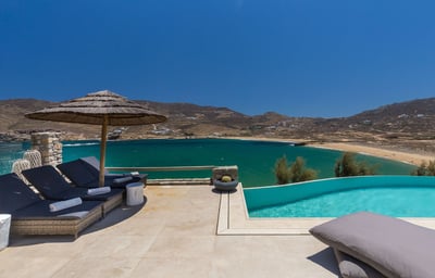 Luxury Villa Photo #5