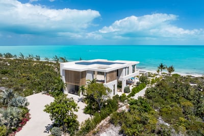 Luxury Villa Photo #7