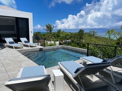 Luxury Villa Photo #9