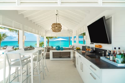 Luxury Villa Photo #9