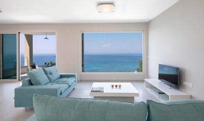 Luxury Villa Photo #12