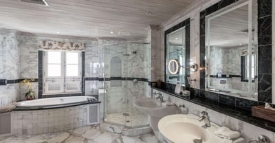 Luxury Villa Photo #13