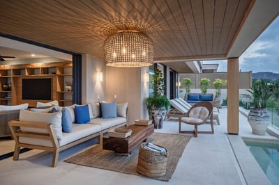 Luxury Villa Photo #16