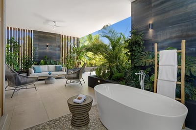 Luxury Villa Photo #35