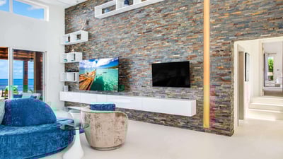 Luxury Villa Photo #20