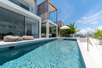 Luxury Villa Photo #2