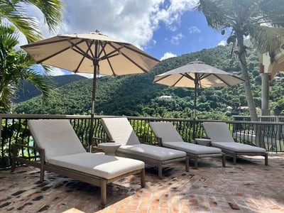 Luxury Villa Photo #4