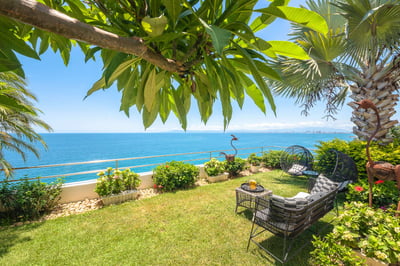 Luxury Villa Photo #4