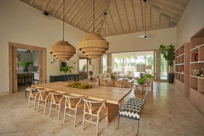 Luxury Villa Photo #15