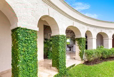 Luxury Villa Photo #5